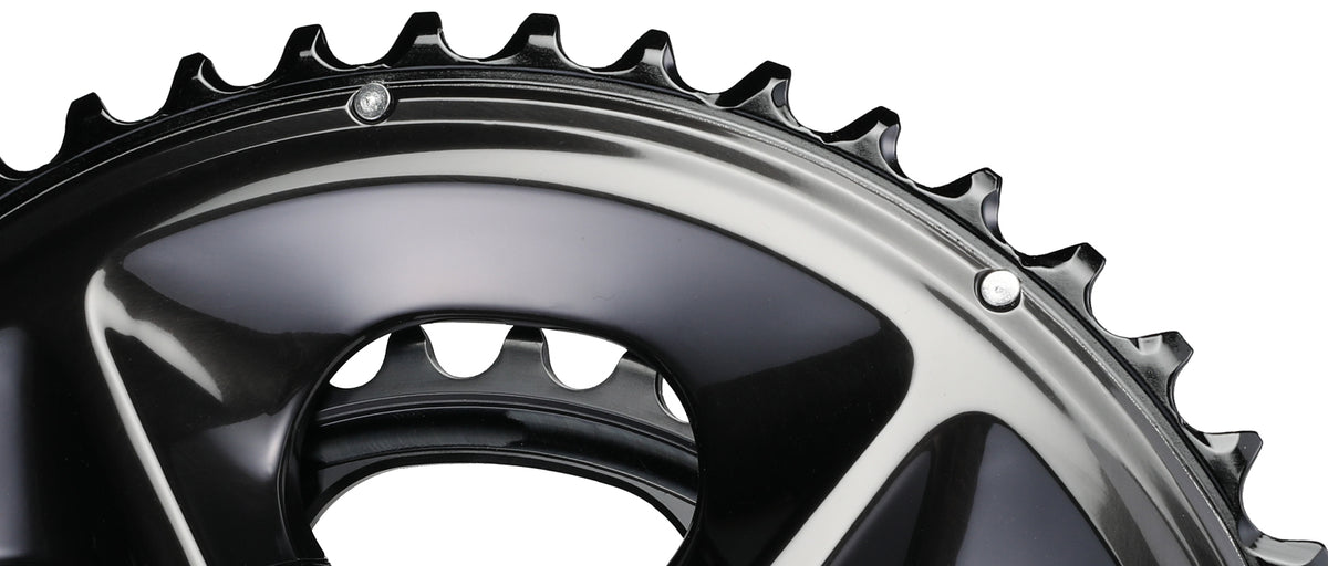 Detalle de los dientes de la coronilla del plato shimano dura ace r92000