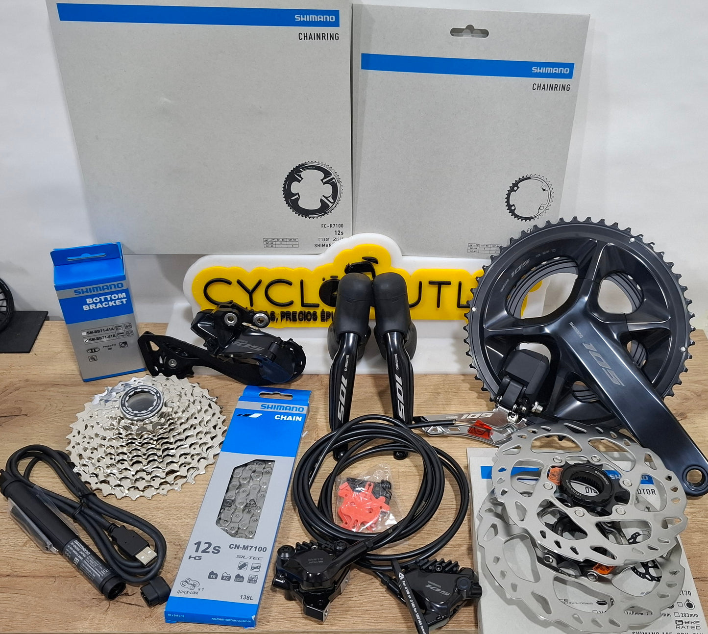 Grupo Shimano 105 R7170 Di2 Disco