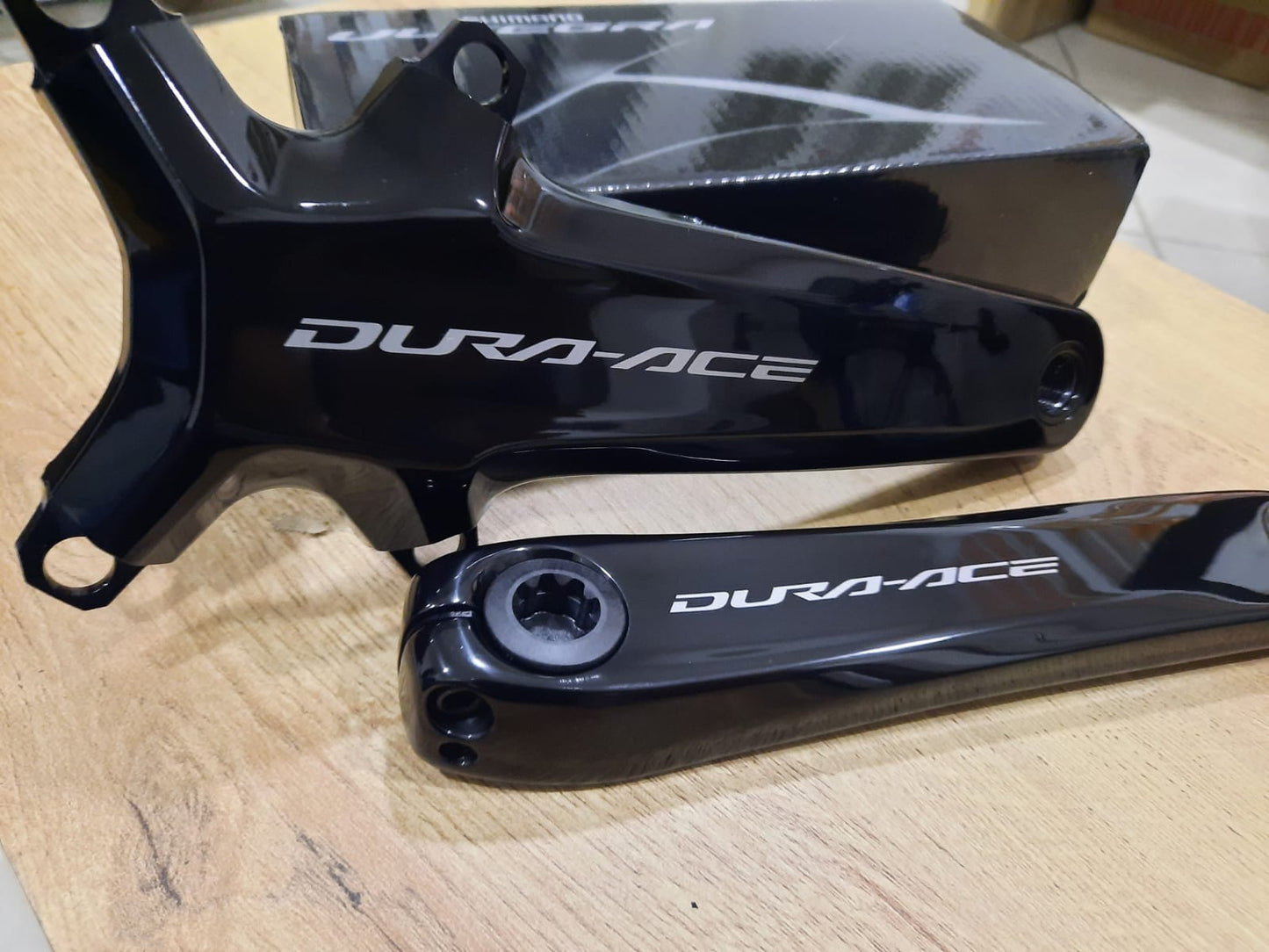 Juego de bielas shimano Dura ace r9200 12 velocidades sin coronillas