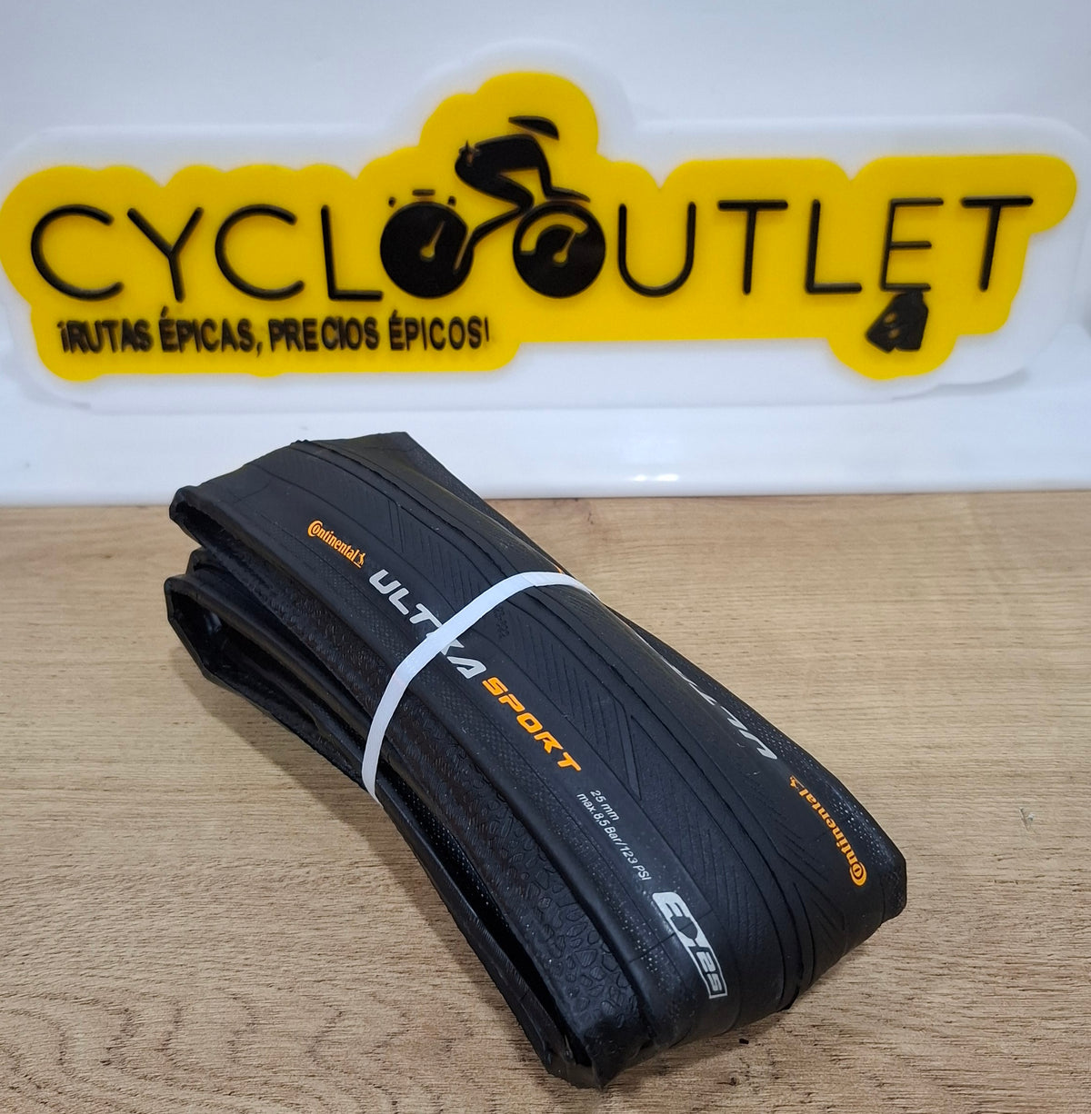 llanta de bicicleta marca continental referencia Ultrasport 3 700x25 y 700x28