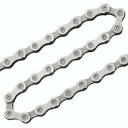detalle de los eslabones una cadena shimano de 11 velocidades