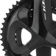 detalle del juego de bielas shimano 105 R7000 de 11 velocidades