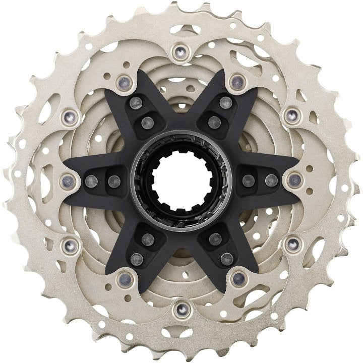 parte trasera de la pacha cassette shimano ultegra r8100 de 12 velocidades