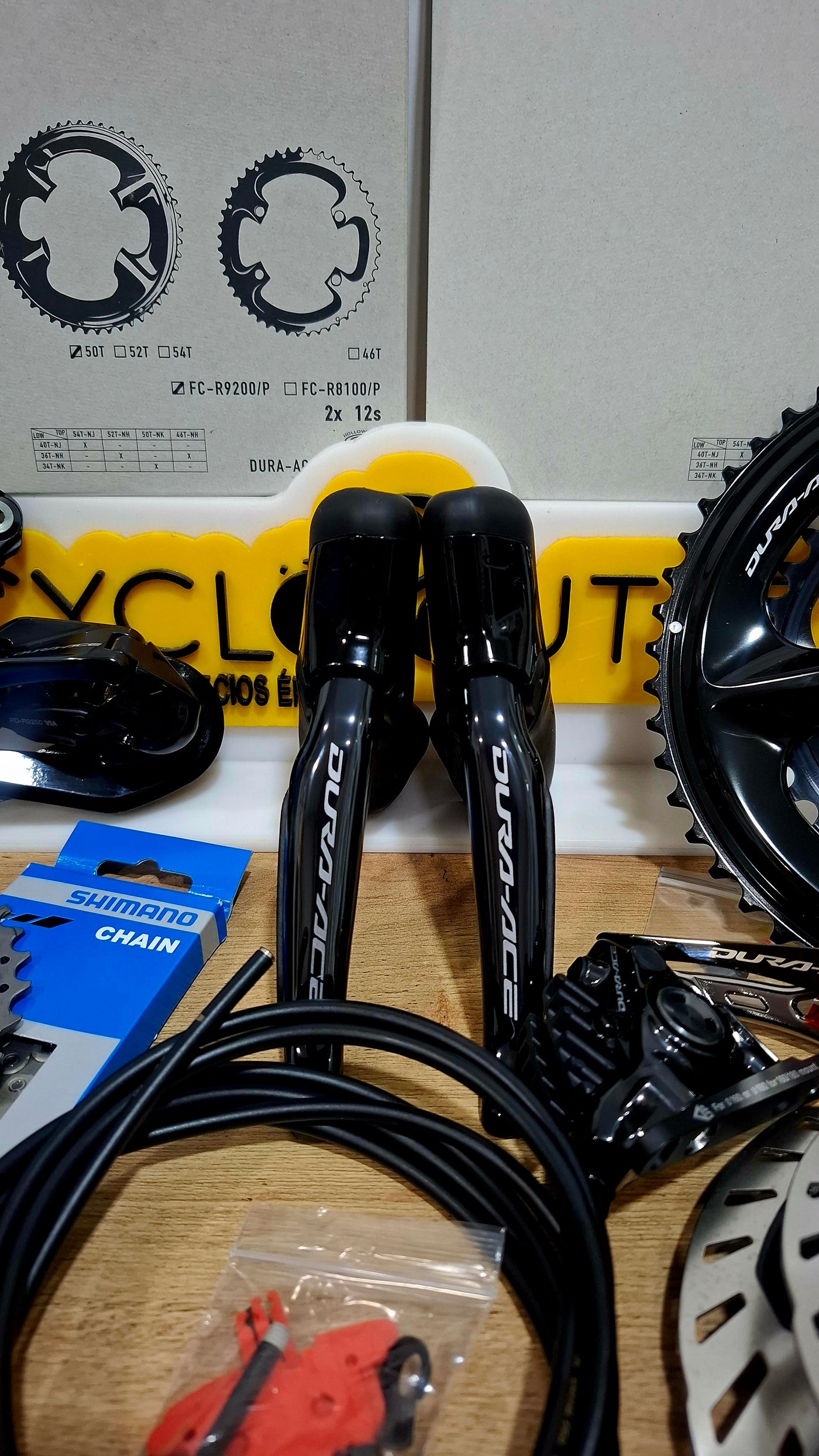 Grupo Shimano Dura Ace R9270 Electrónico Di2 Disco