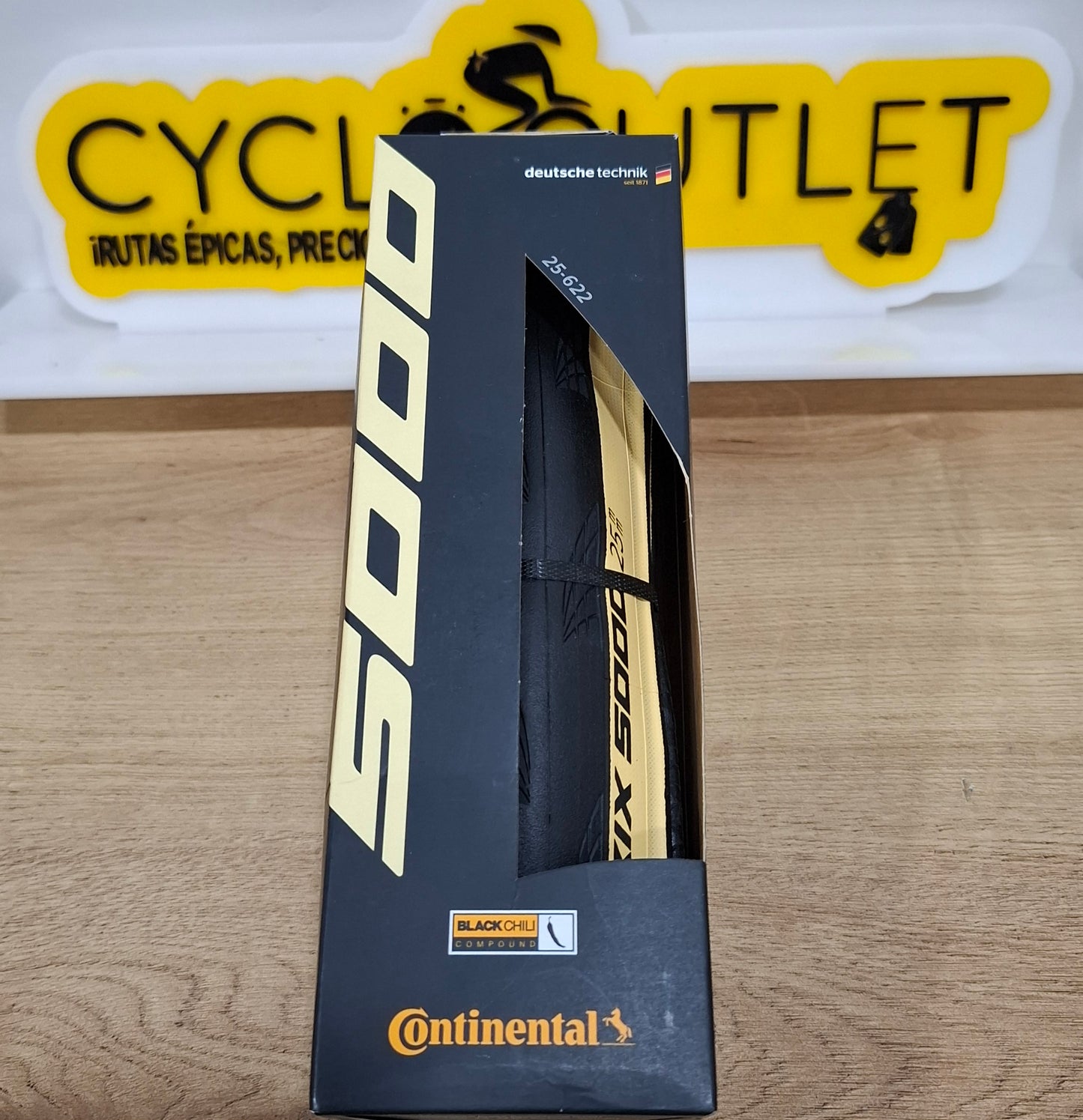 Coraza Contiental Grand Prix 5000 Crema